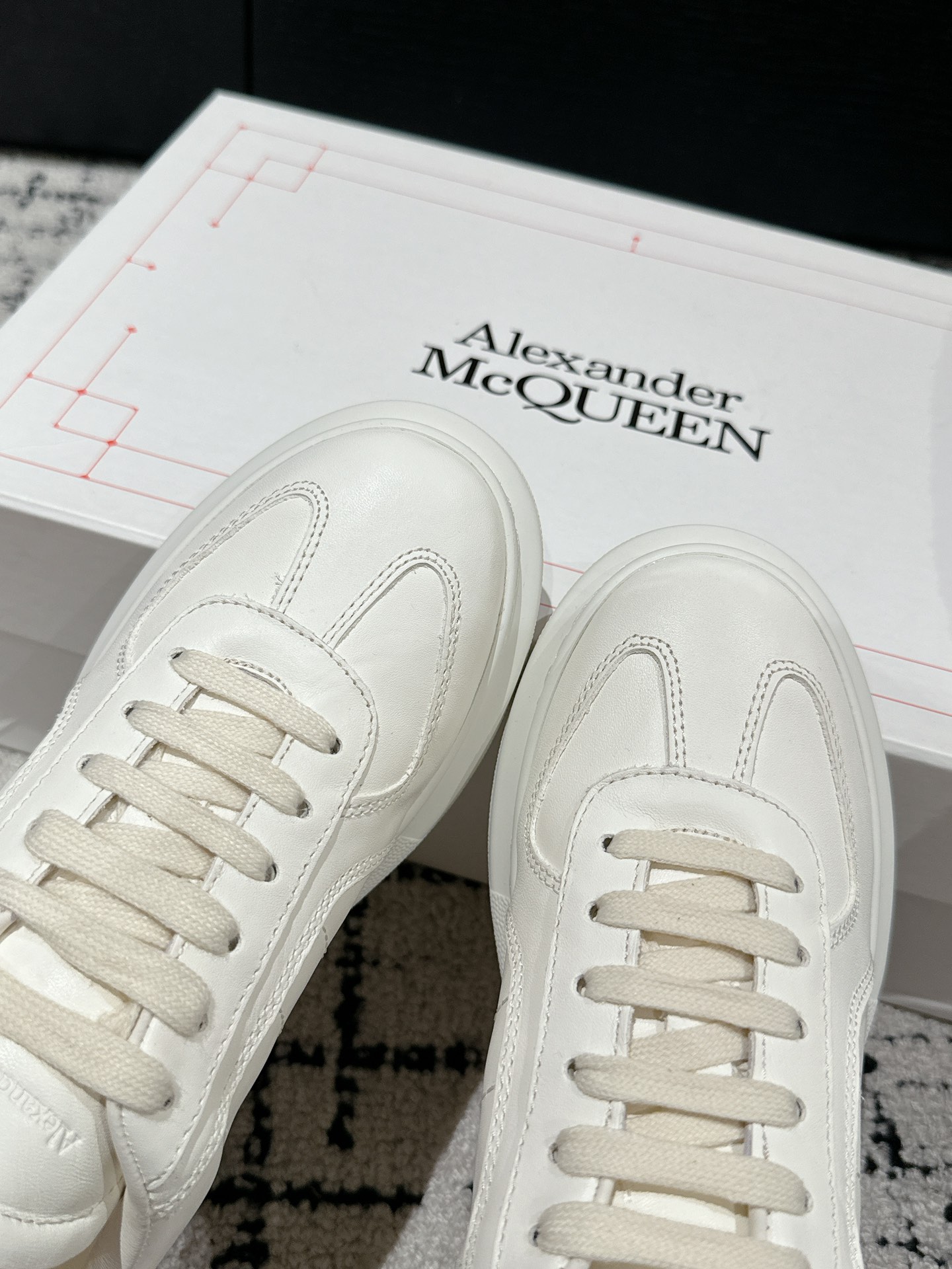 Alexander Mcqueen Male Sneakers M-l-s