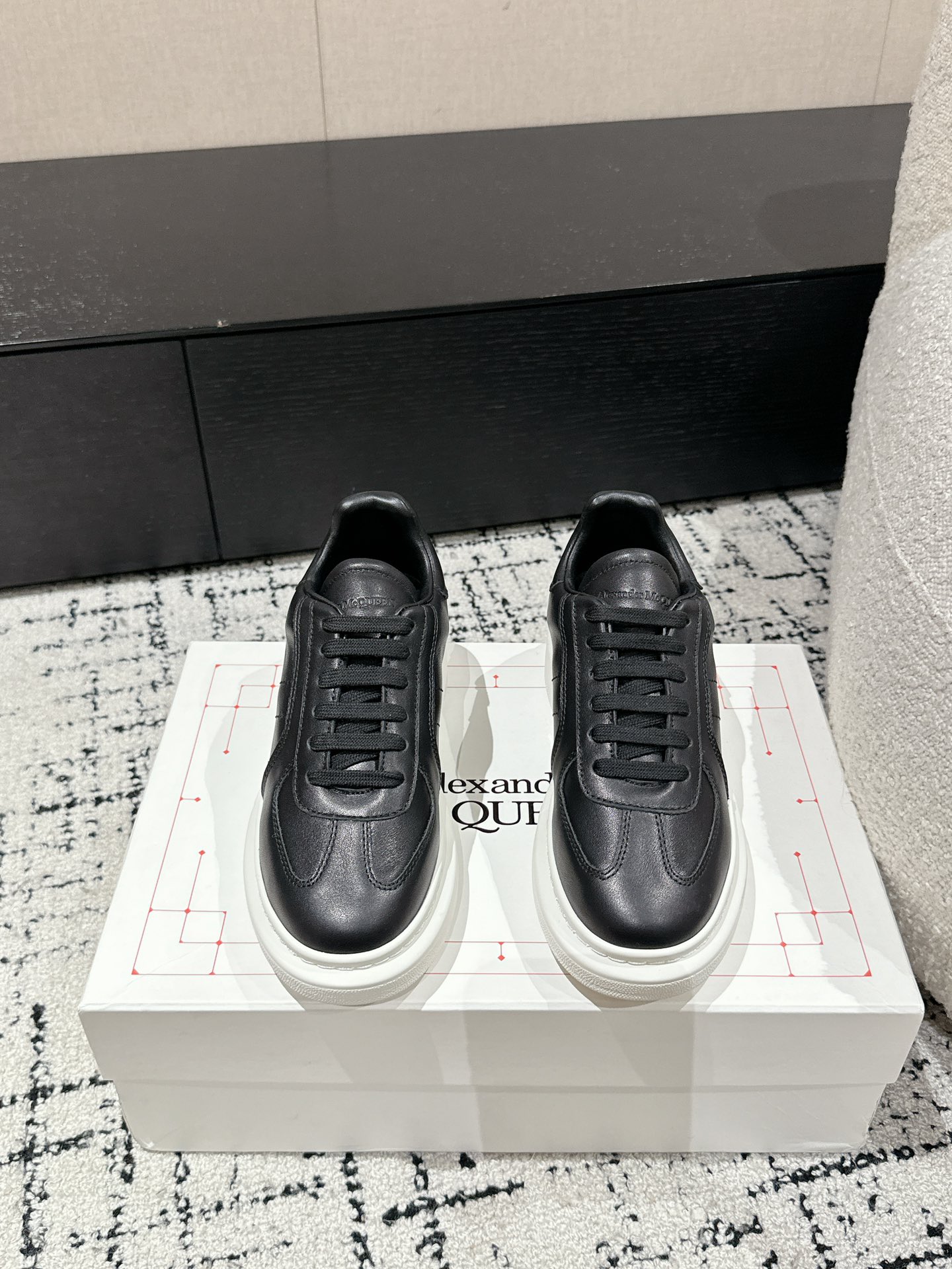 Alexander Mcqueen Male Sneakers M-l-s