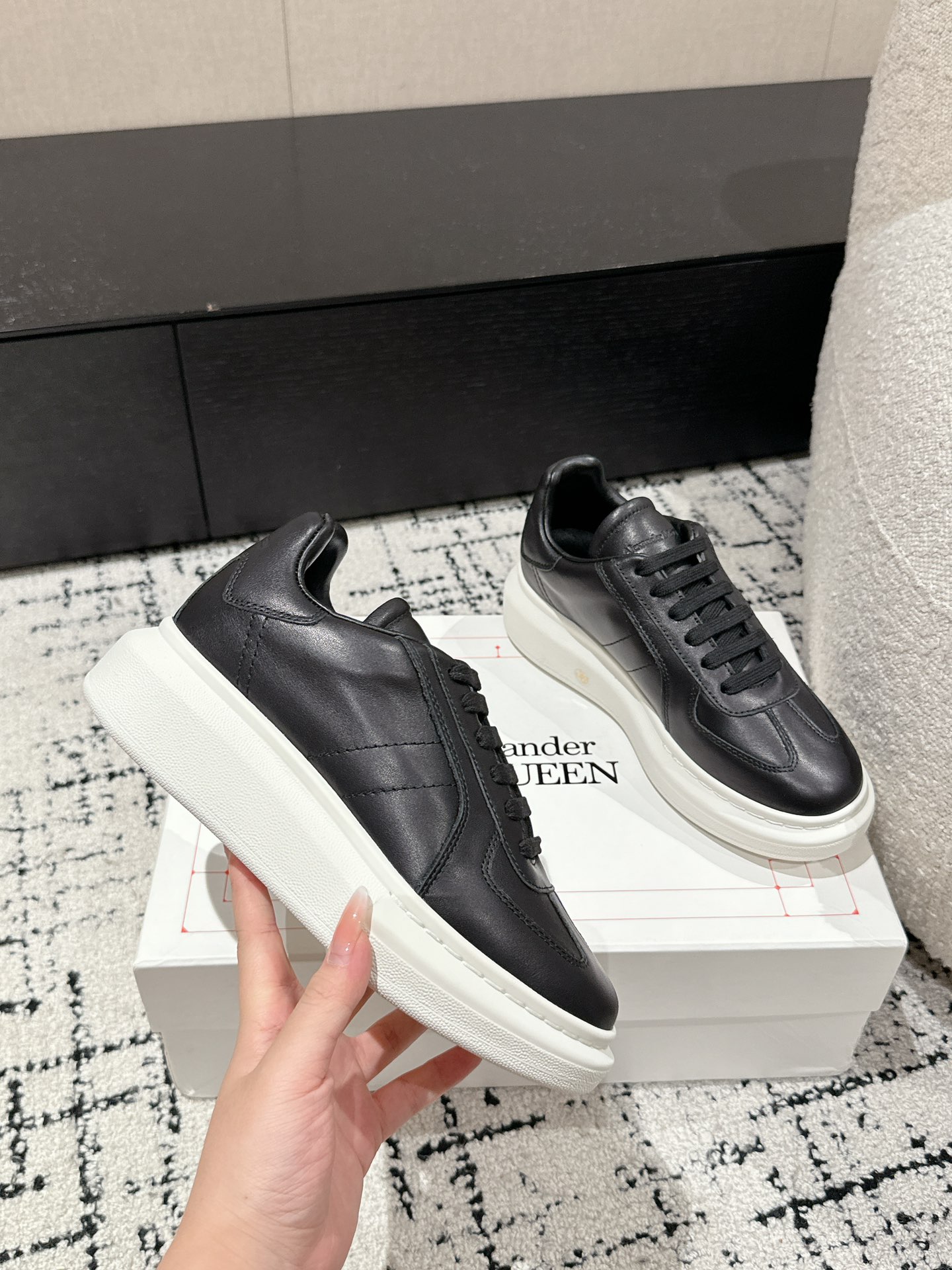 Alexander Mcqueen Male Sneakers M-l-s