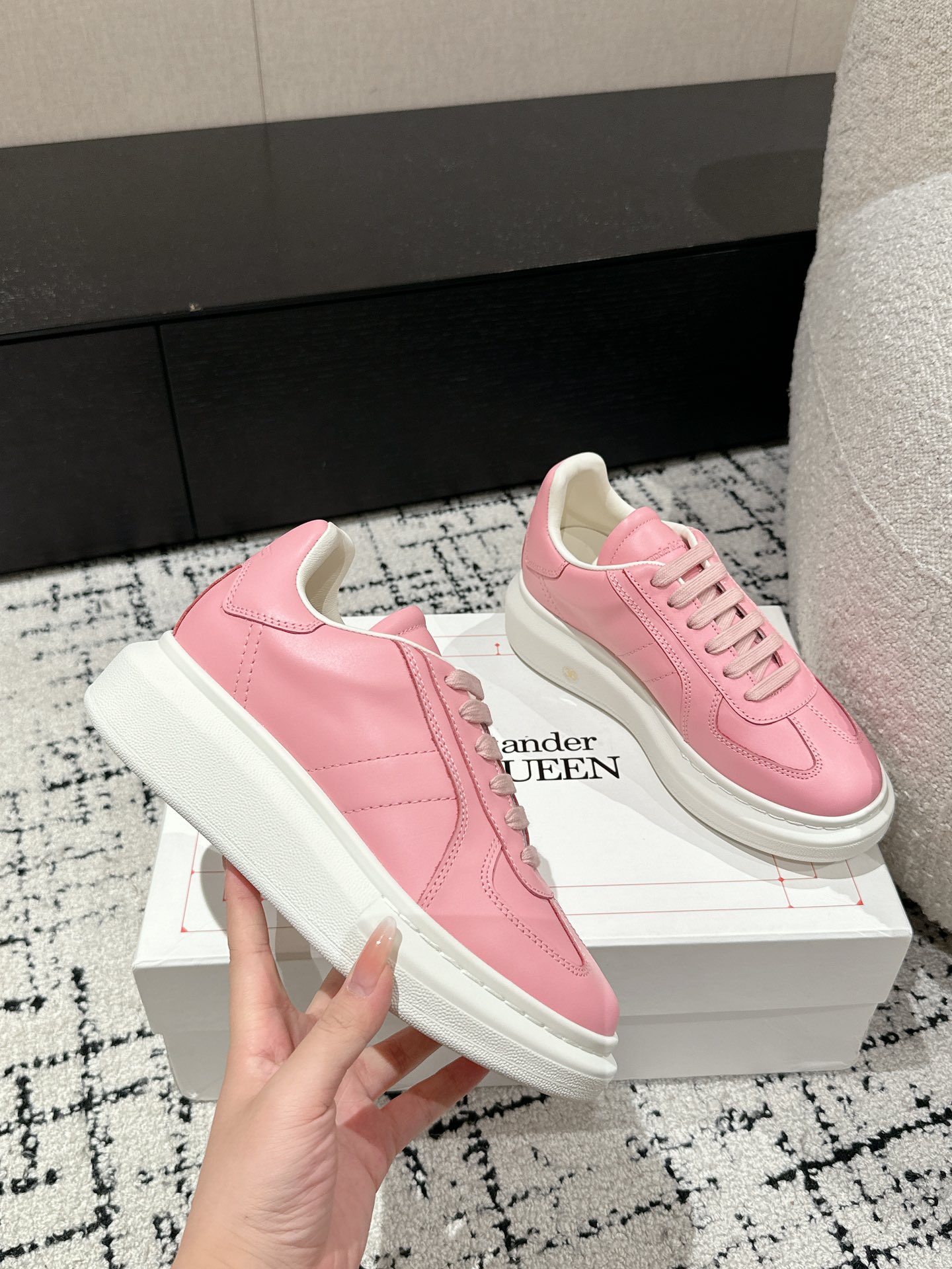 Alexander Mcqueen Male Sneakers M-l-s