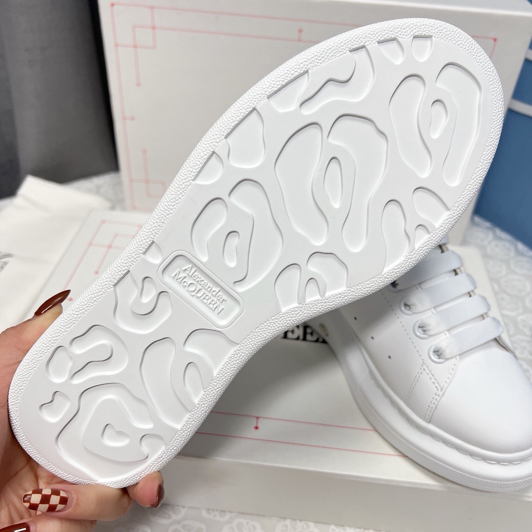 Alexander Mcqueen Male Sneakers M-l-s