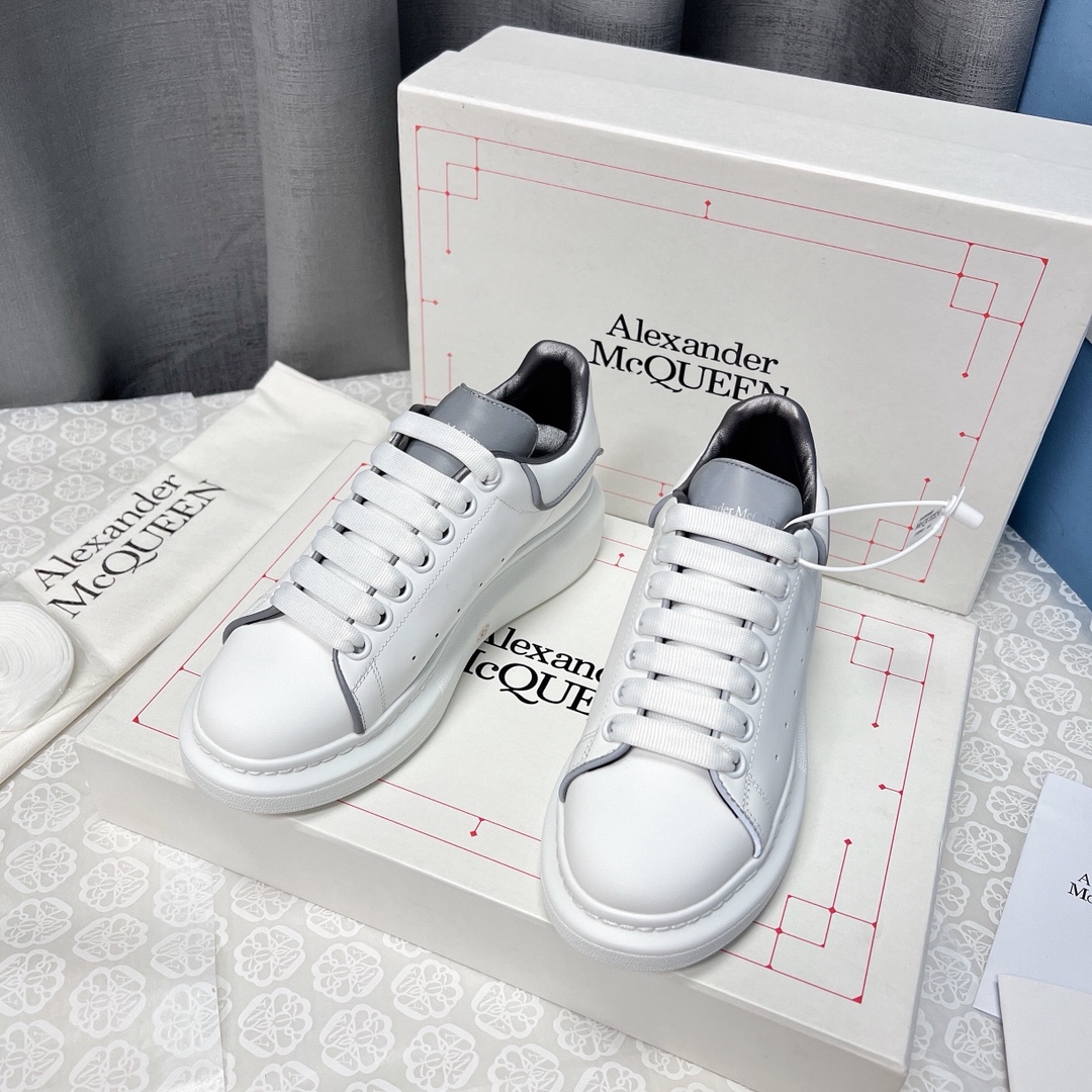 Alexander Mcqueen Male Sneakers M-l-s