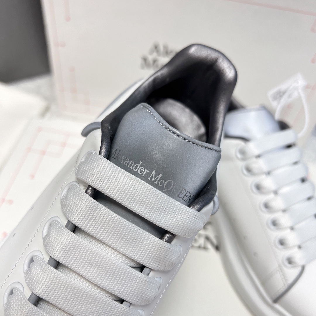 Alexander Mcqueen Male Sneakers M-l-s