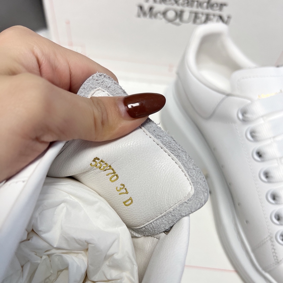 Alexander Mcqueen Male Sneakers M-l-s