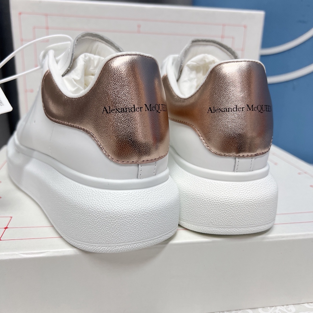 Alexander Mcqueen Male Sneakers M-l-s