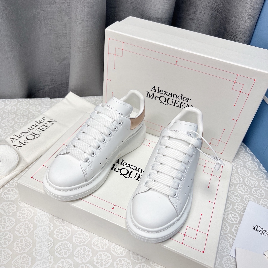 Alexander Mcqueen Male Sneakers M-l-s