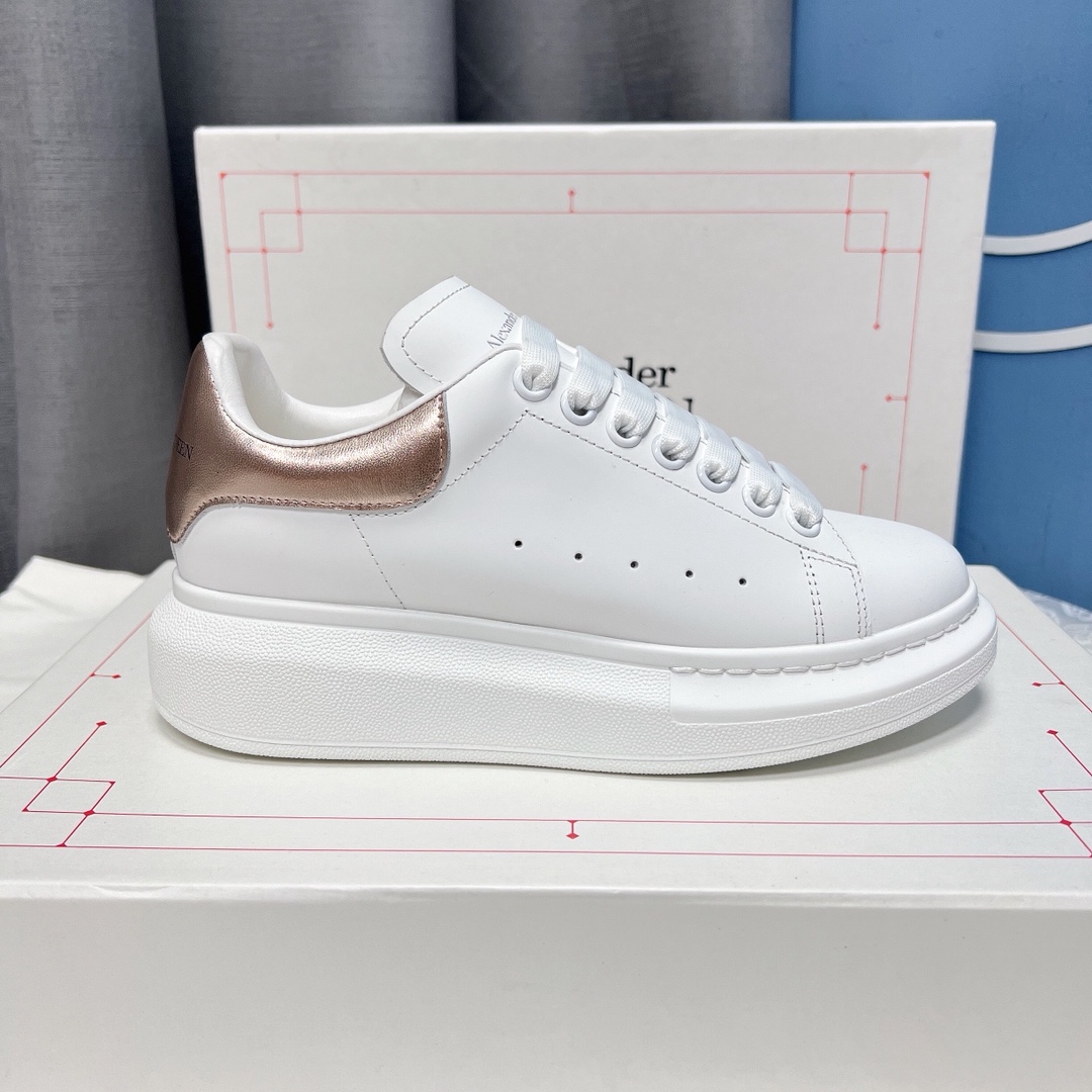 Alexander Mcqueen Male Sneakers M-l-s