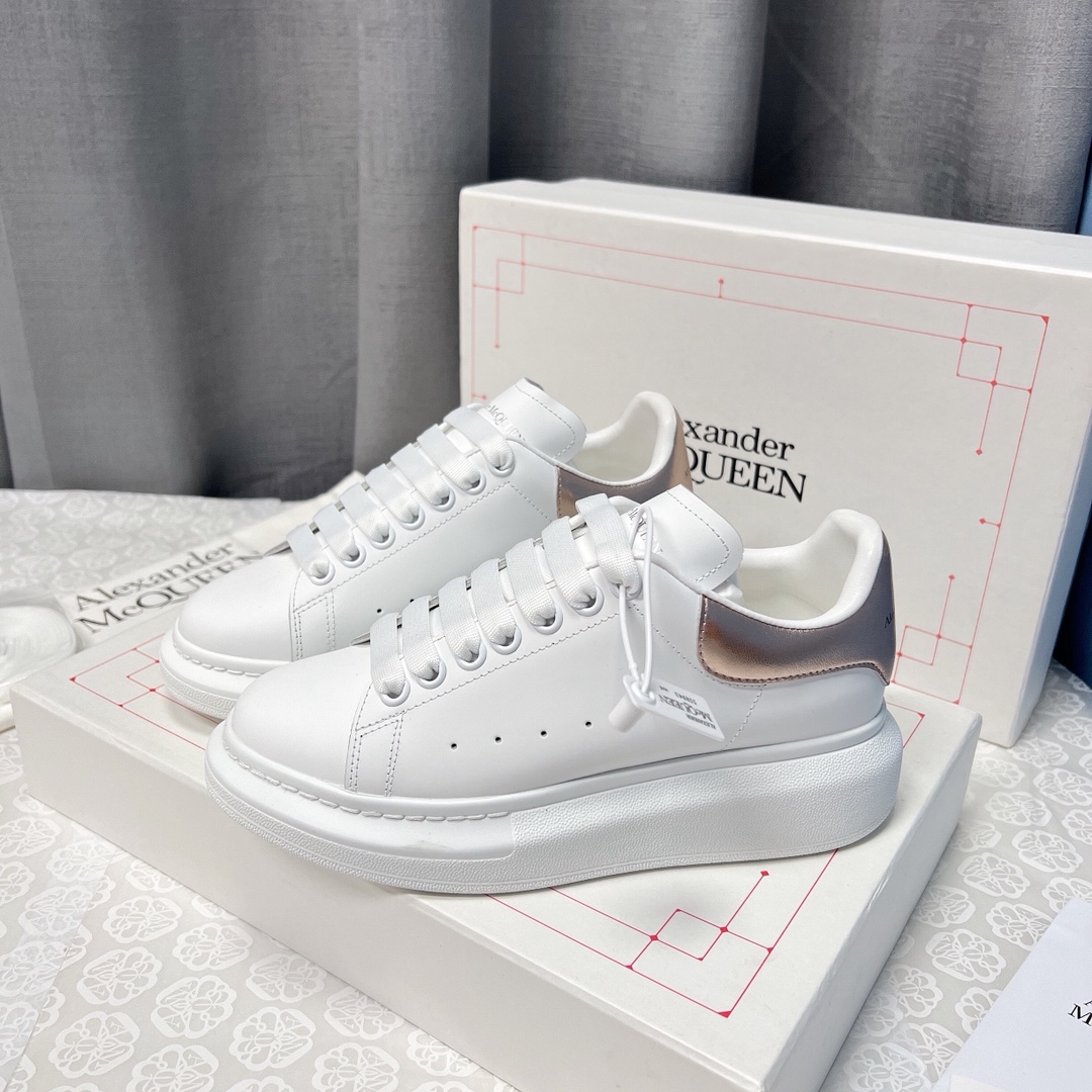 Alexander Mcqueen Male Sneakers M-l-s