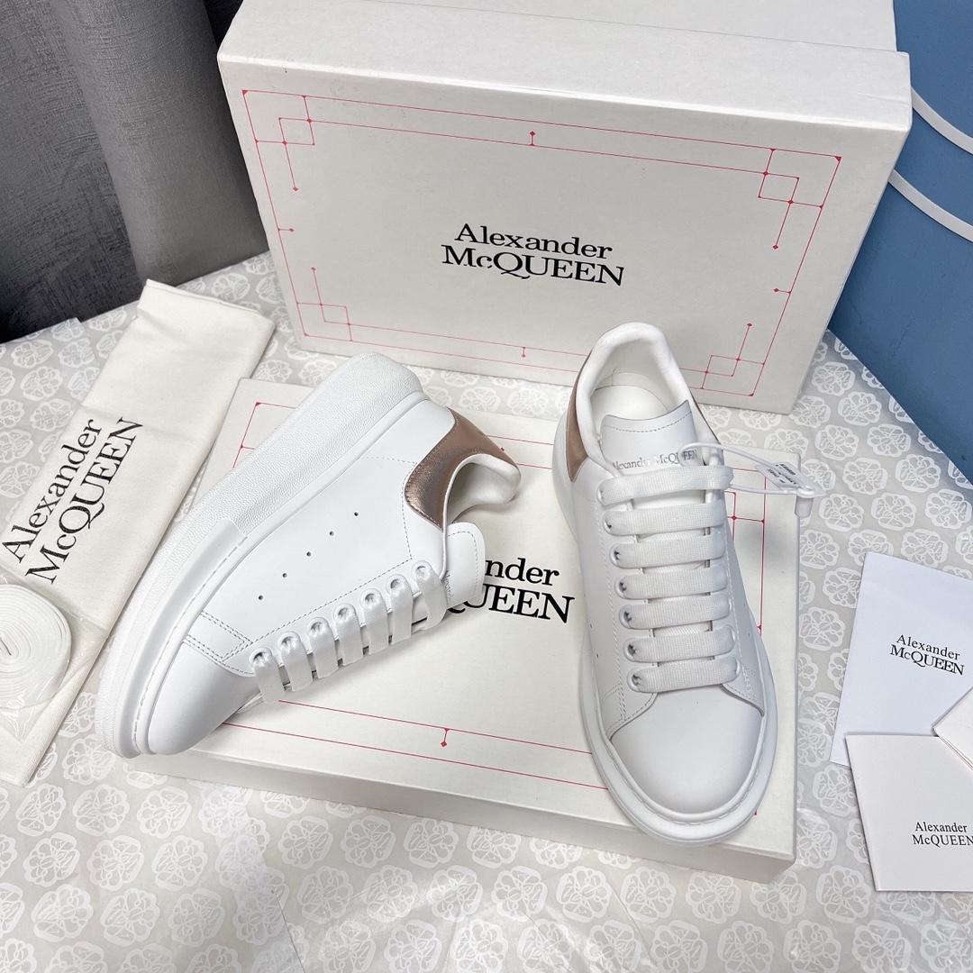 Alexander Mcqueen Male Sneakers M-l-s