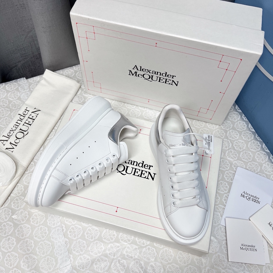 Alexander Mcqueen Male Sneakers M-l-s