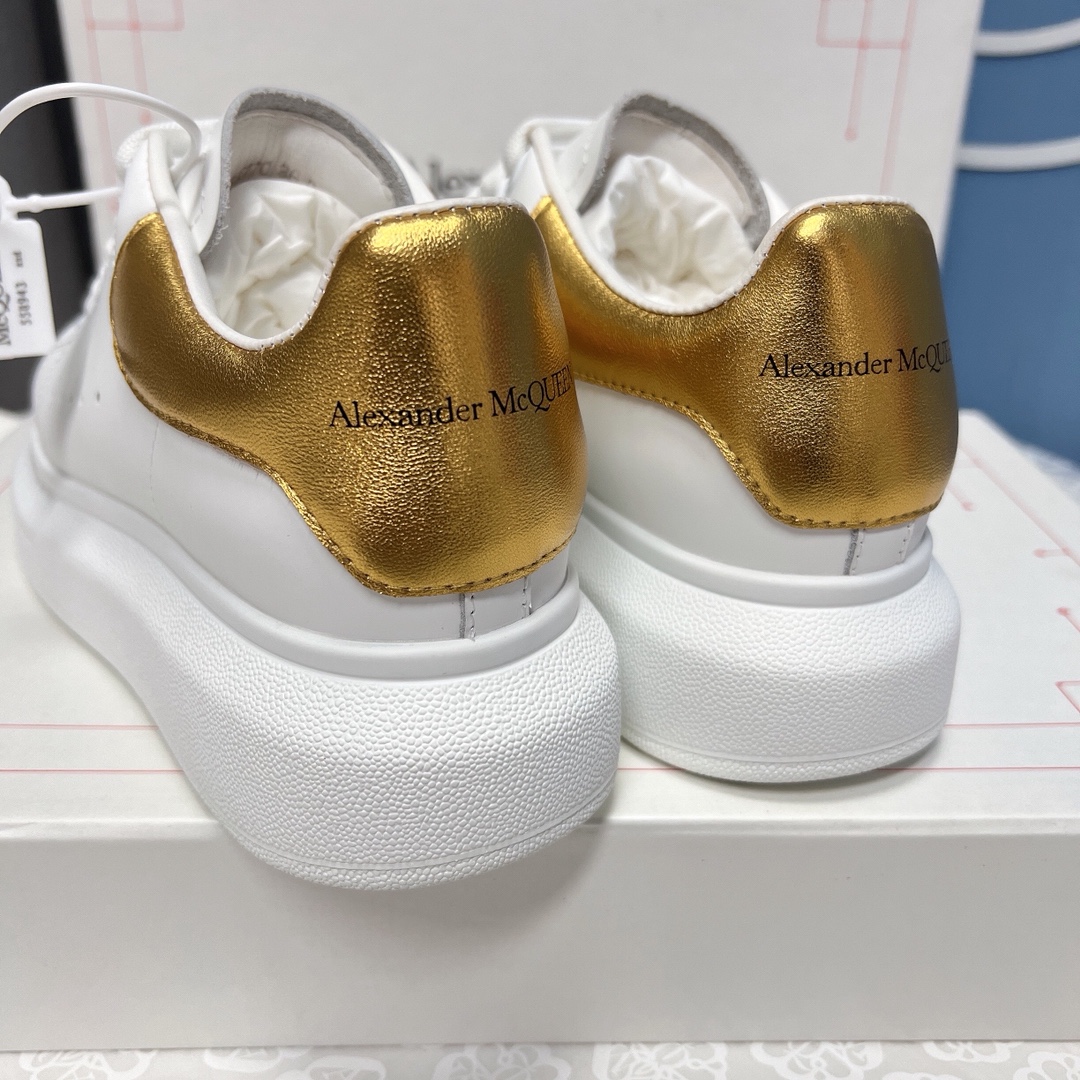 Alexander Mcqueen Male Sneakers M-l-s