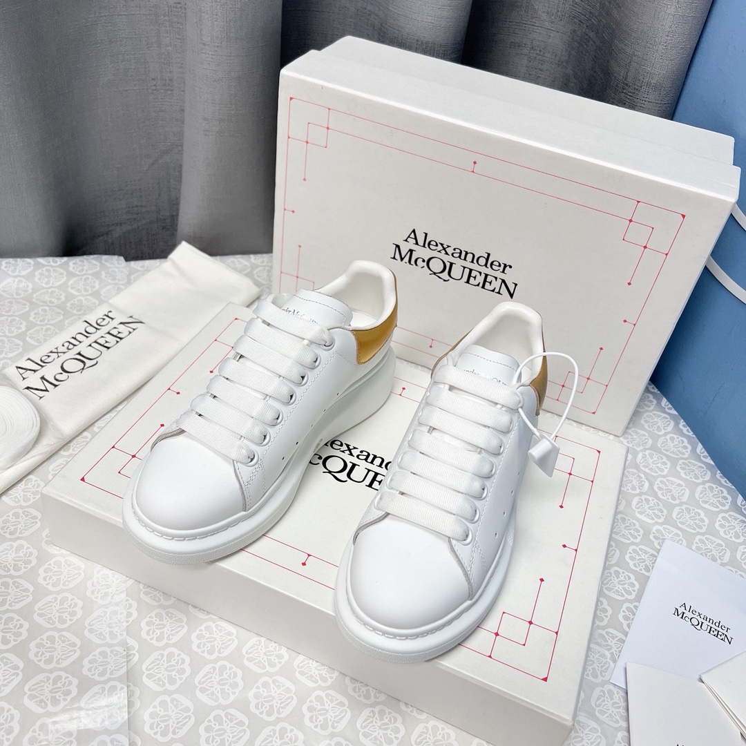 Alexander Mcqueen Male Sneakers M-l-s