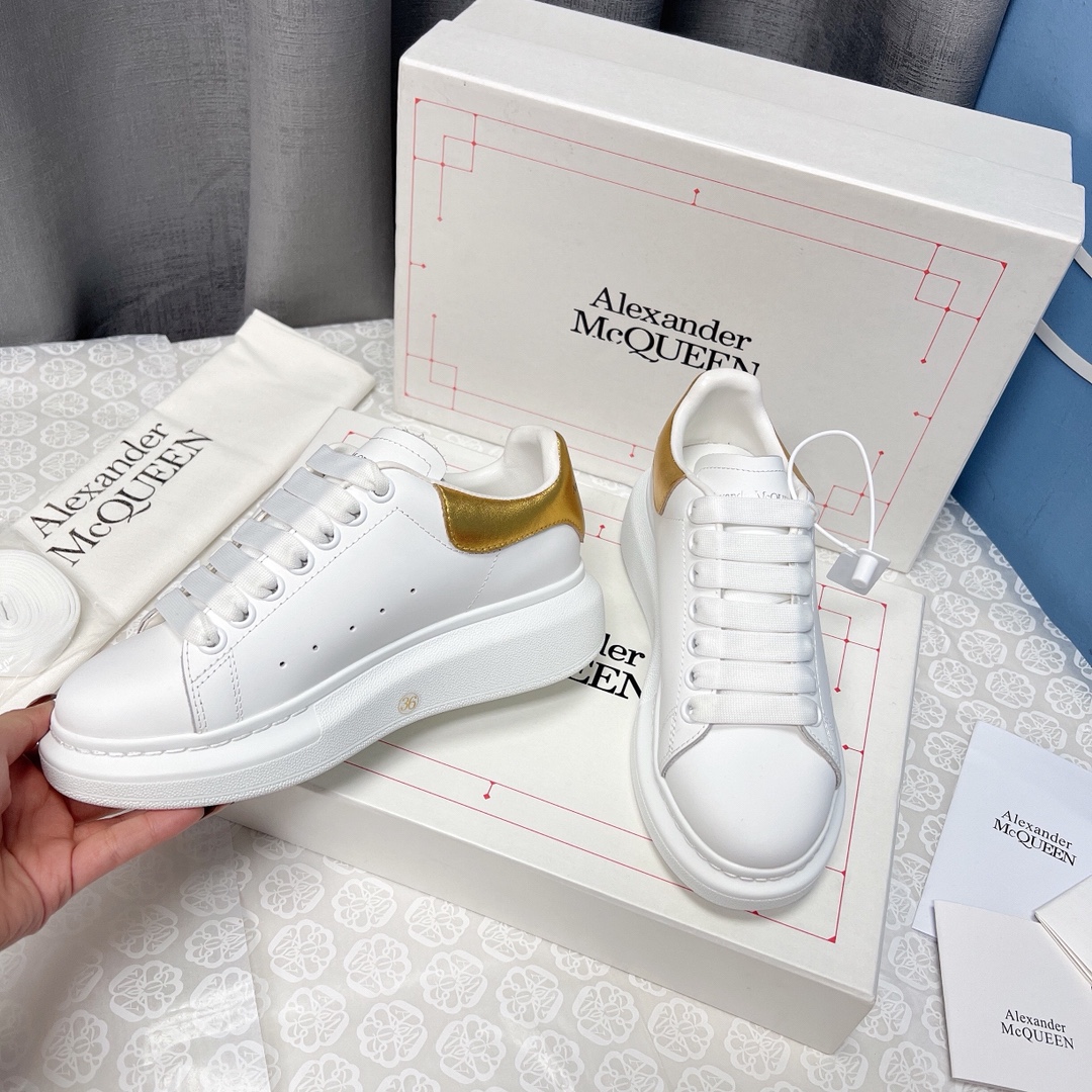 Alexander Mcqueen Male Sneakers M-l-s