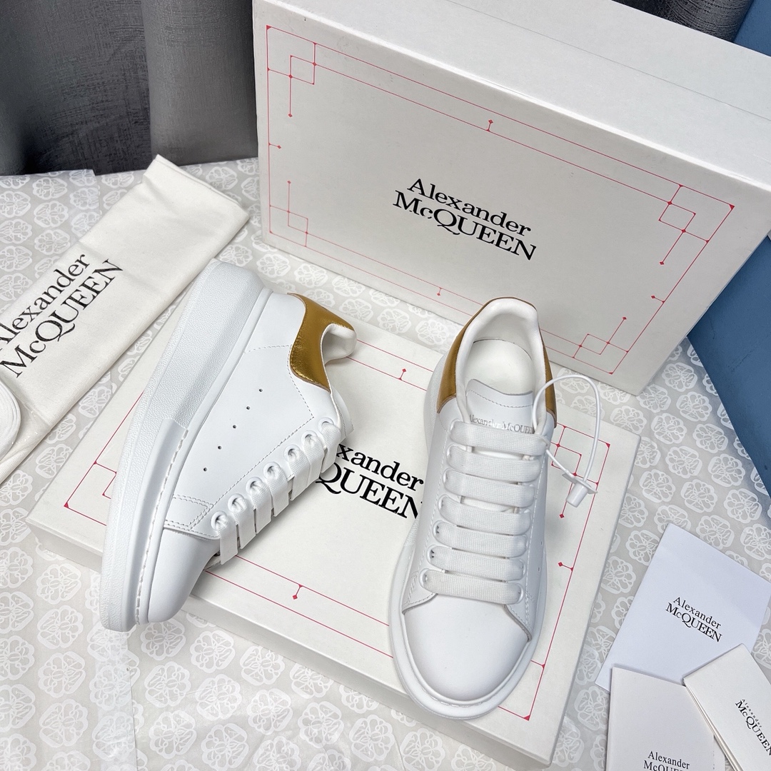 Alexander Mcqueen Male Sneakers M-l-s