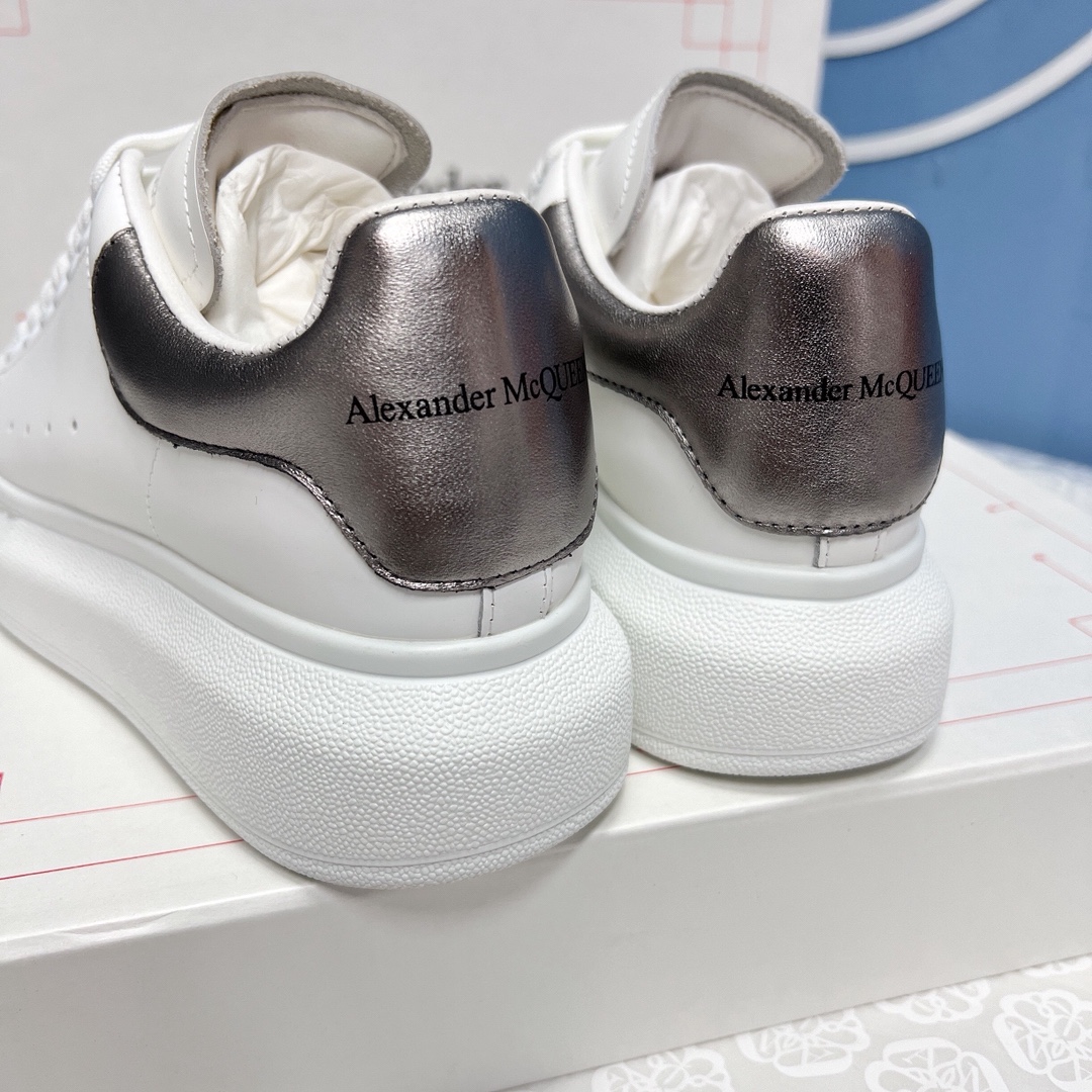 Alexander Mcqueen Male Sneakers M-l-s