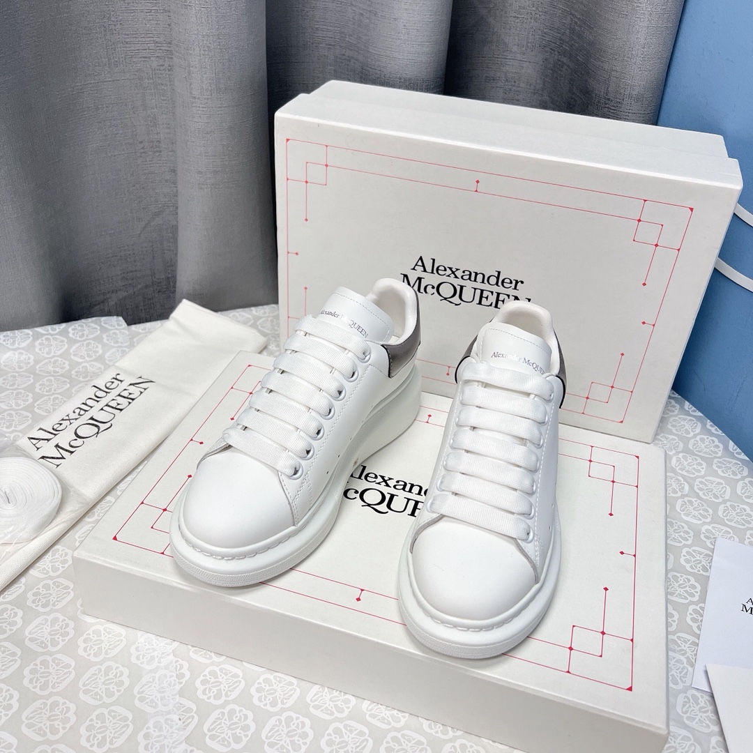 Alexander Mcqueen Male Sneakers M-l-s