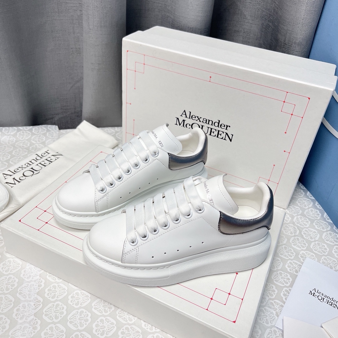 Alexander Mcqueen Male Sneakers M-l-s