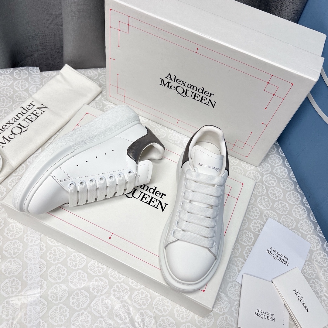 Alexander Mcqueen Male Sneakers M-l-s