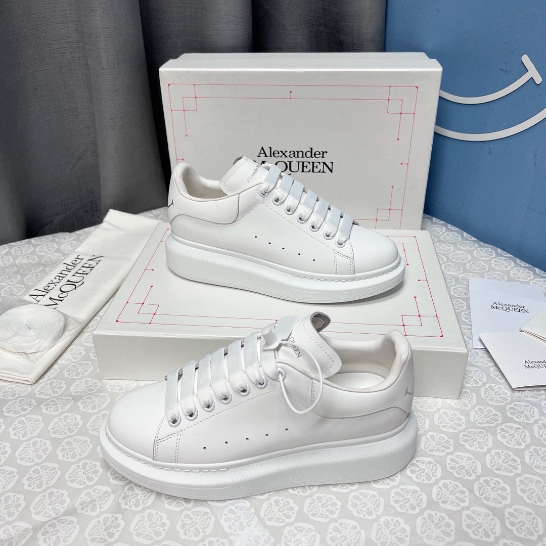 Alexander Mcqueen Male Sneakers M-l-s