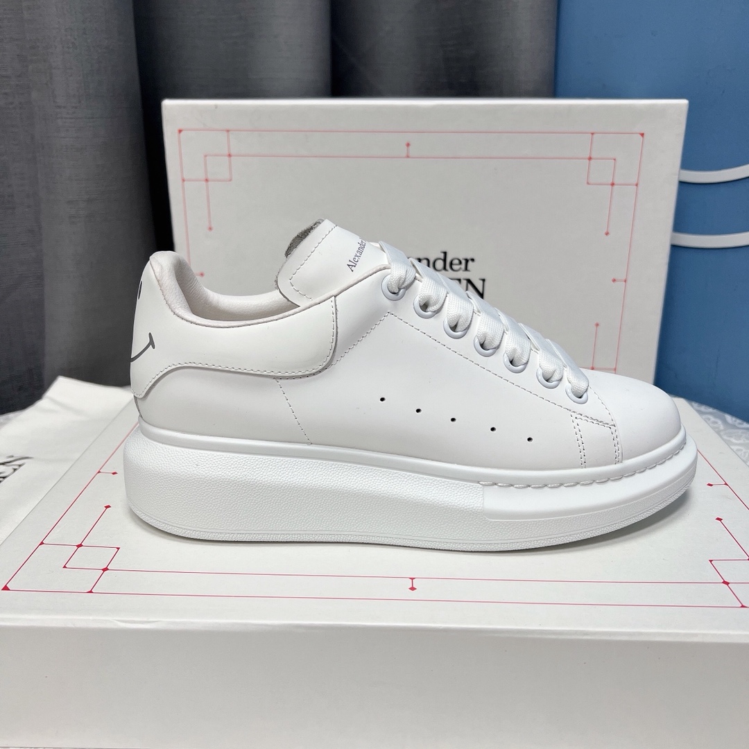 Alexander Mcqueen Male Sneakers M-l-s