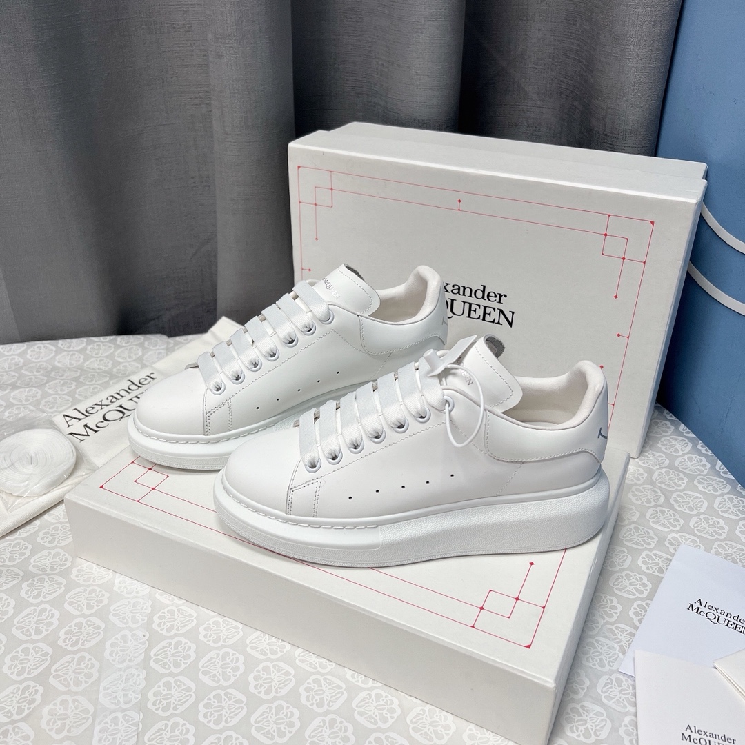 Alexander Mcqueen Male Sneakers M-l-s