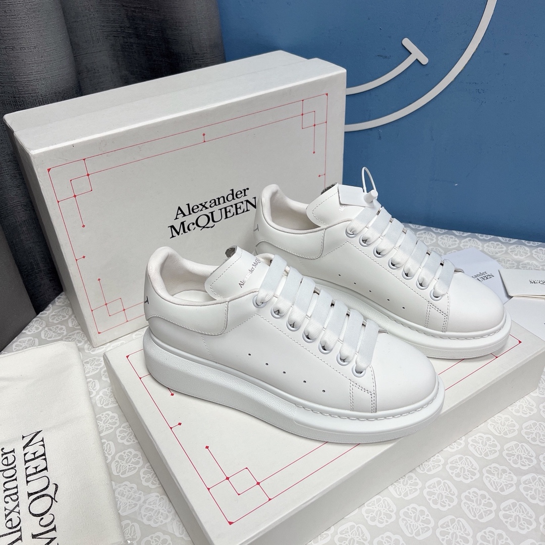 Alexander Mcqueen Male Sneakers M-l-s