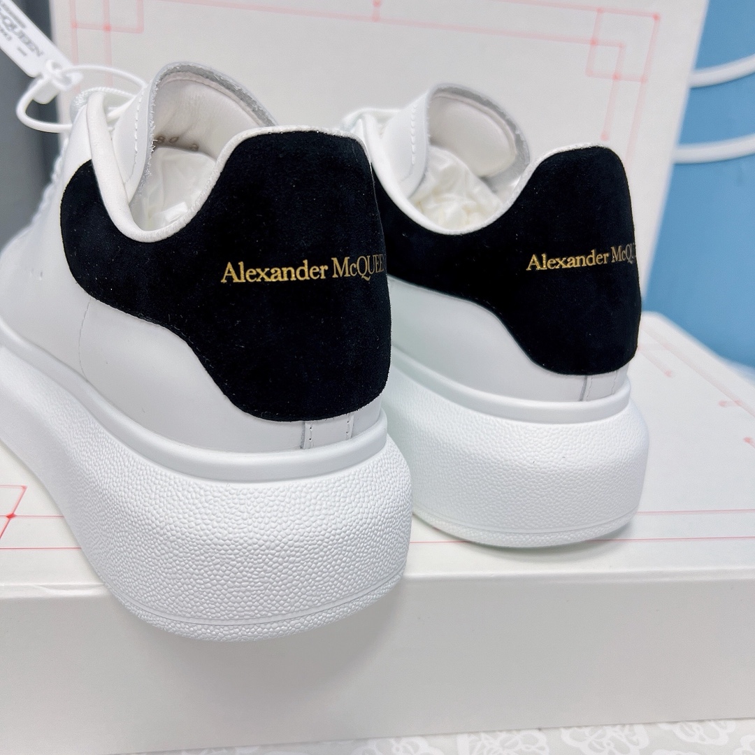 Alexander Mcqueen Male Sneakers M-l-s