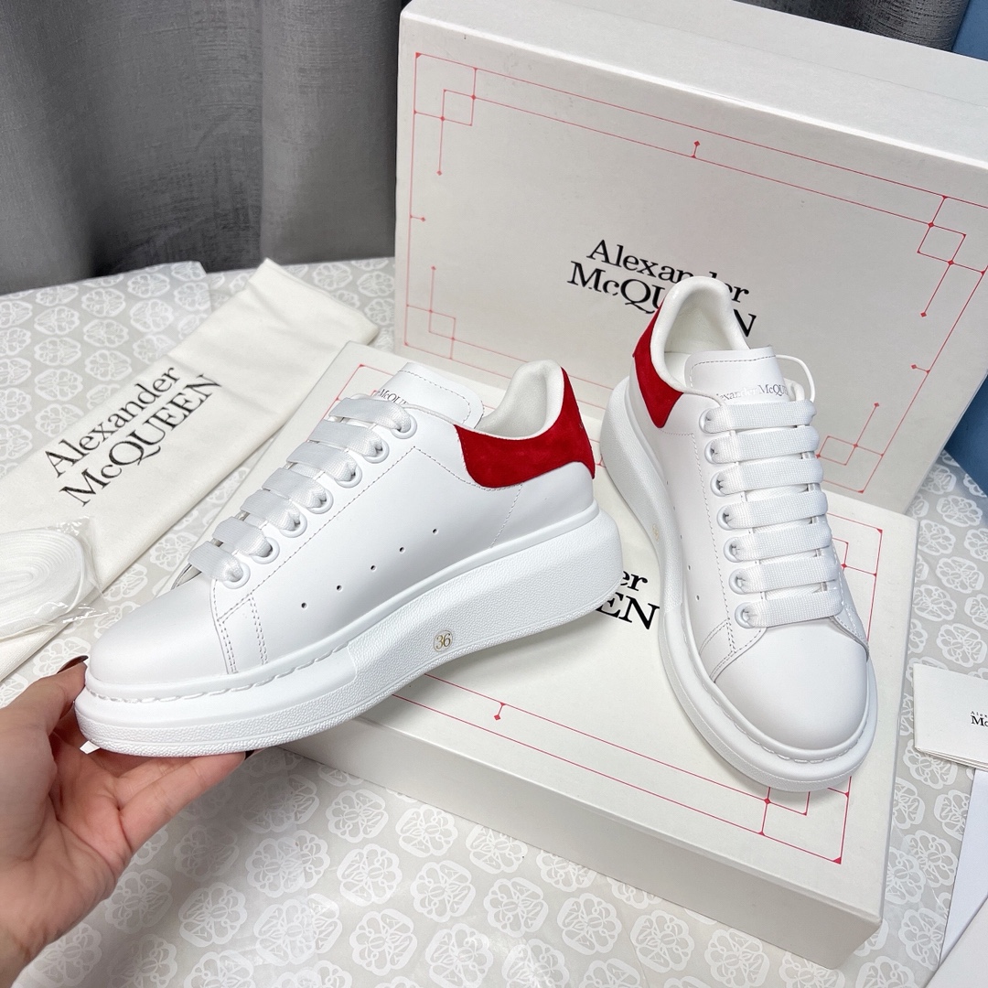 Alexander Mcqueen Male Sneakers M-l-s