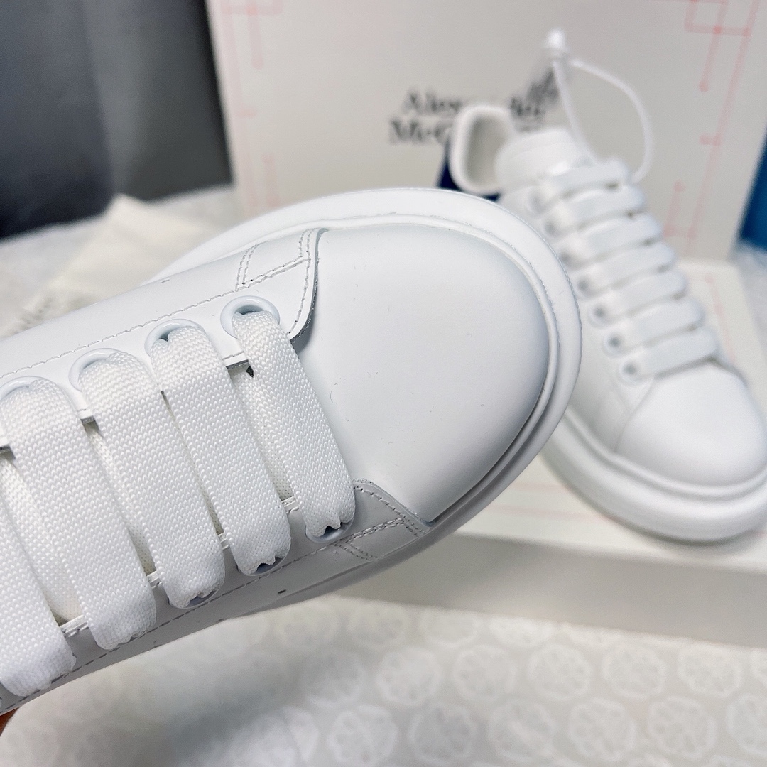 Alexander Mcqueen Male Sneakers M-l-s