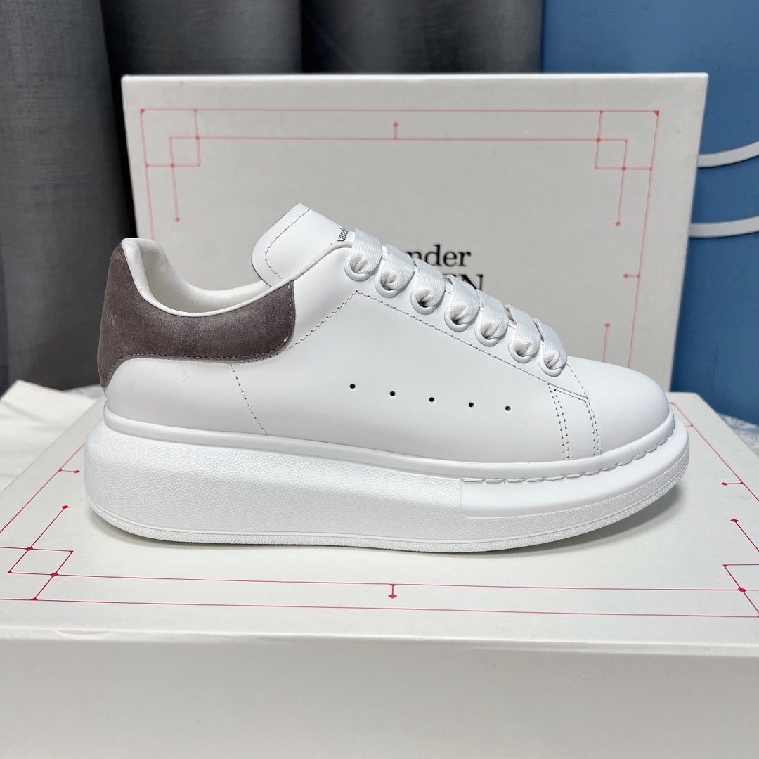 Alexander Mcqueen Male Sneakers M-l-s