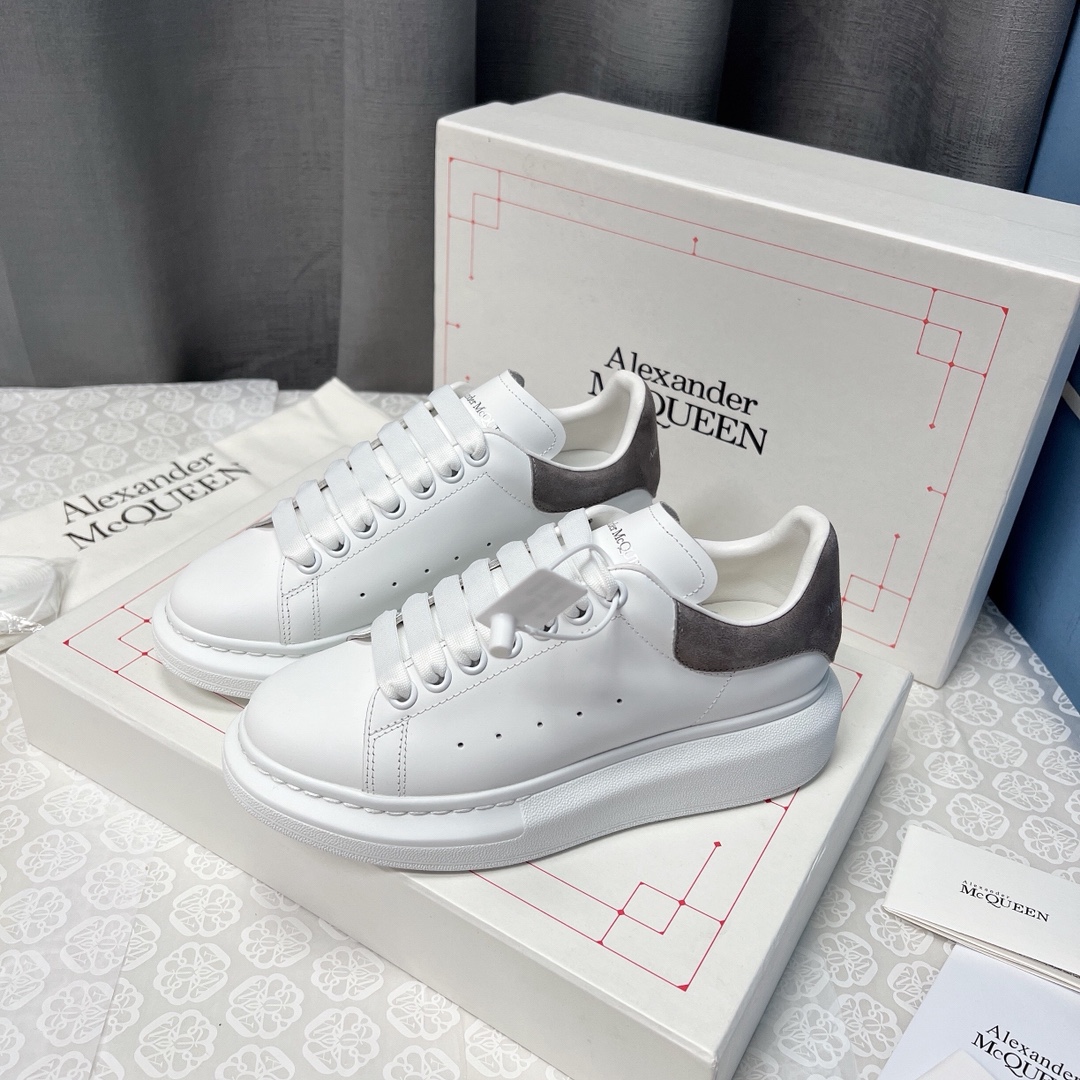 Alexander Mcqueen Male Sneakers M-l-s