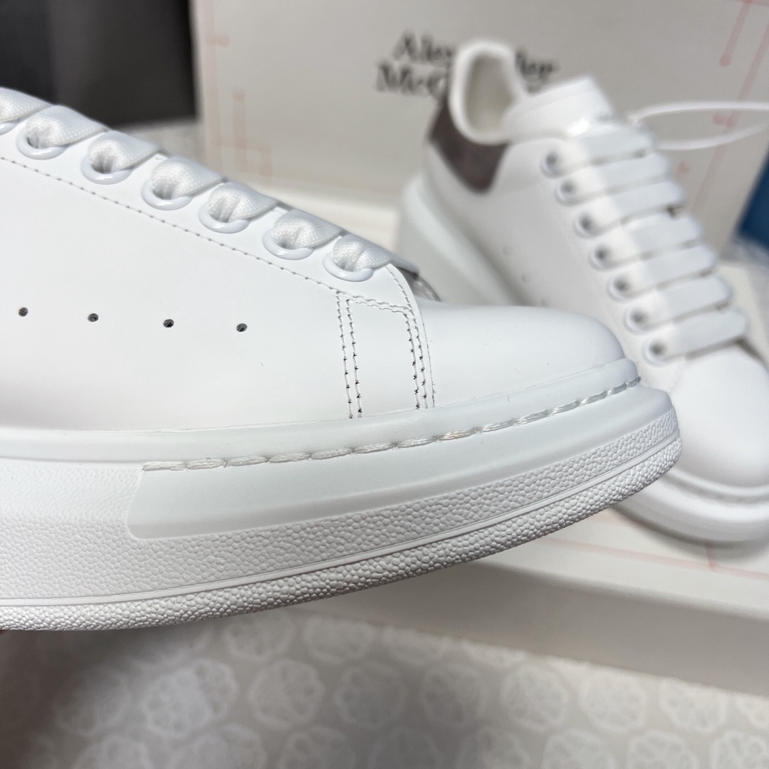 Alexander Mcqueen Male Sneakers M-l-s