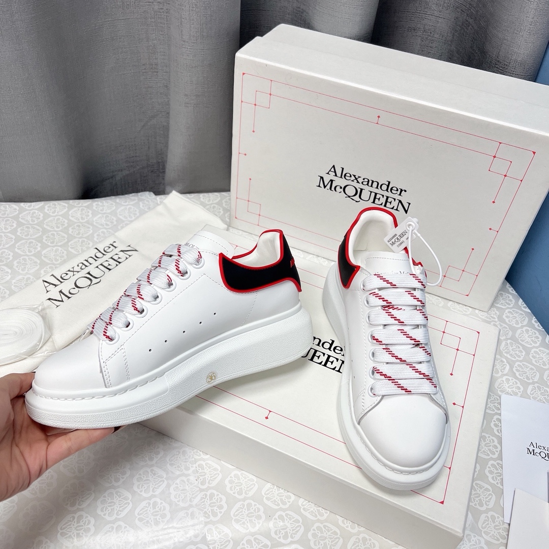 Alexander Mcqueen Male Sneakers M-l-s