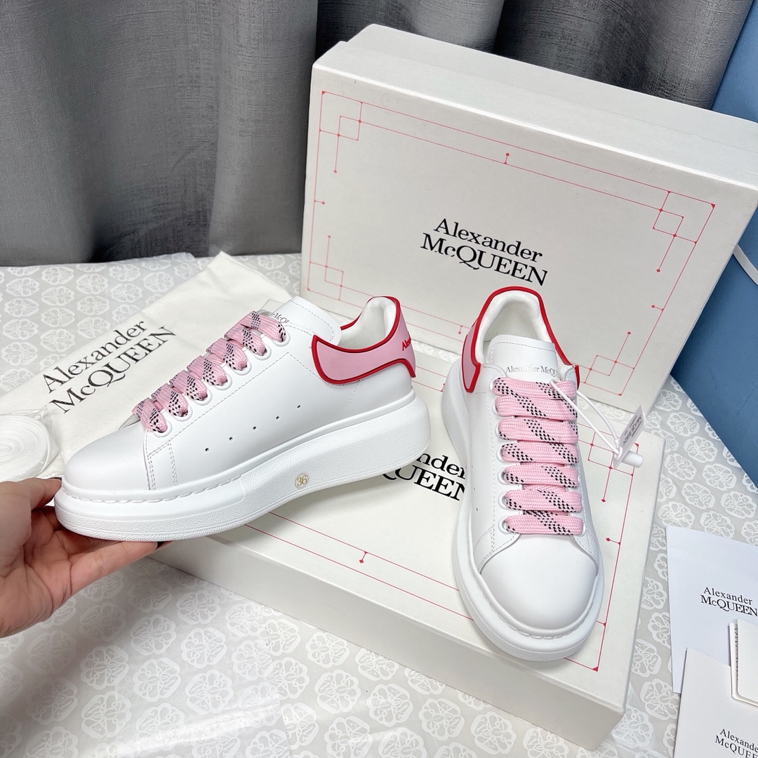 Alexander Mcqueen Male Sneakers M-l-s