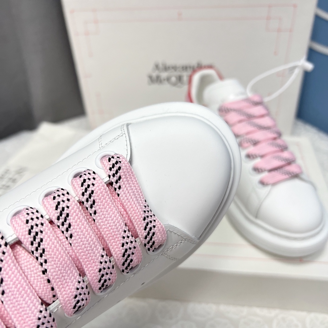 Alexander Mcqueen Male Sneakers M-l-s