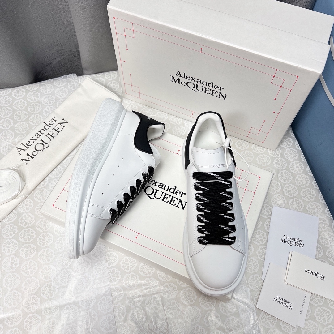 Alexander Mcqueen Male Sneakers M-l-s