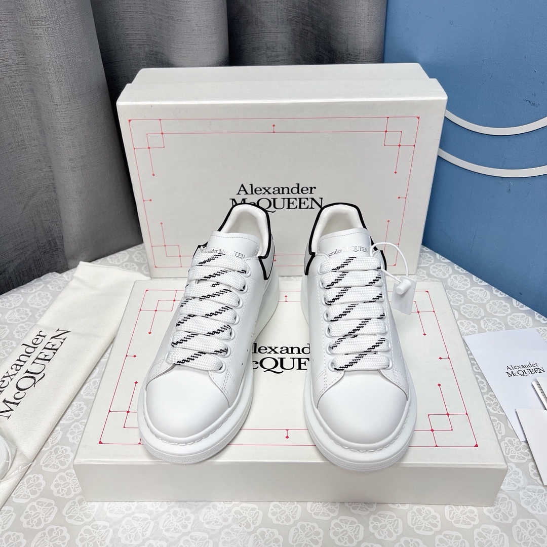 Alexander Mcqueen Male Sneakers M-l-s