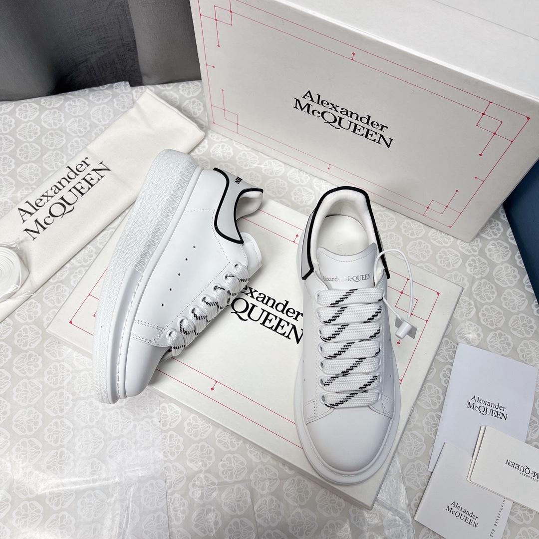 Alexander Mcqueen Male Sneakers M-l-s