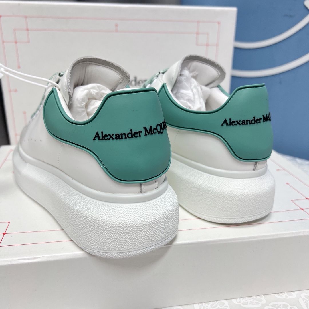 Alexander Mcqueen Male Sneakers M-l-s