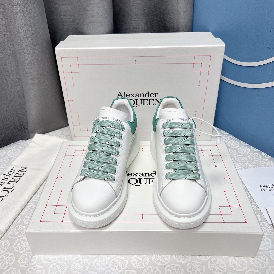 Alexander Mcqueen Male Sneakers M-l-s