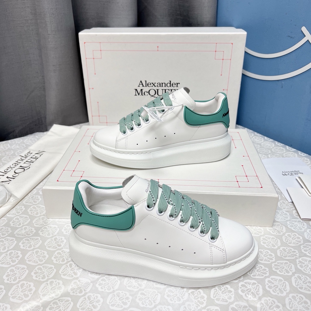 Alexander Mcqueen Male Sneakers M-l-s