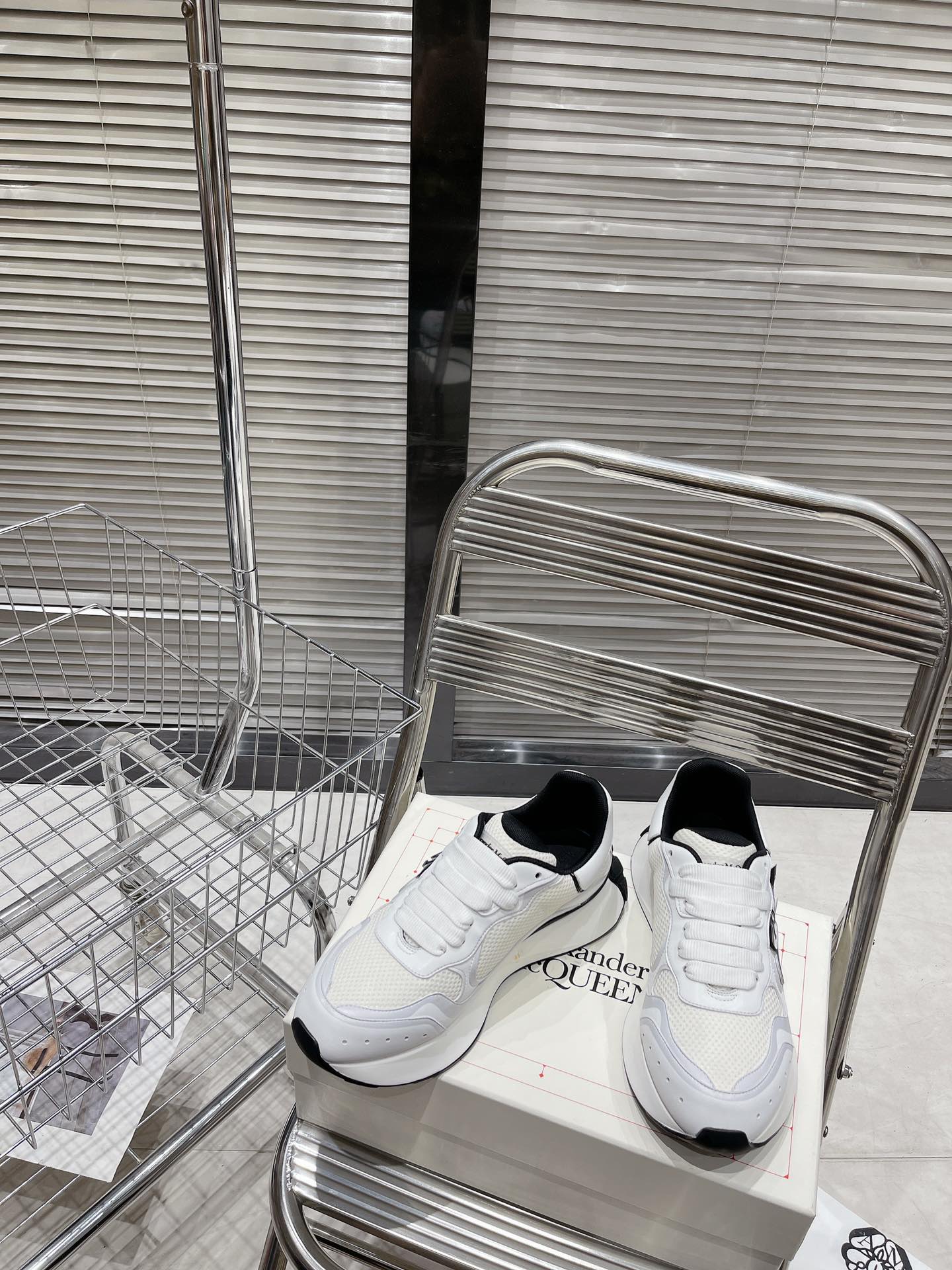 Alexander Mcqueen Dior Male Sneakers White M-l-s