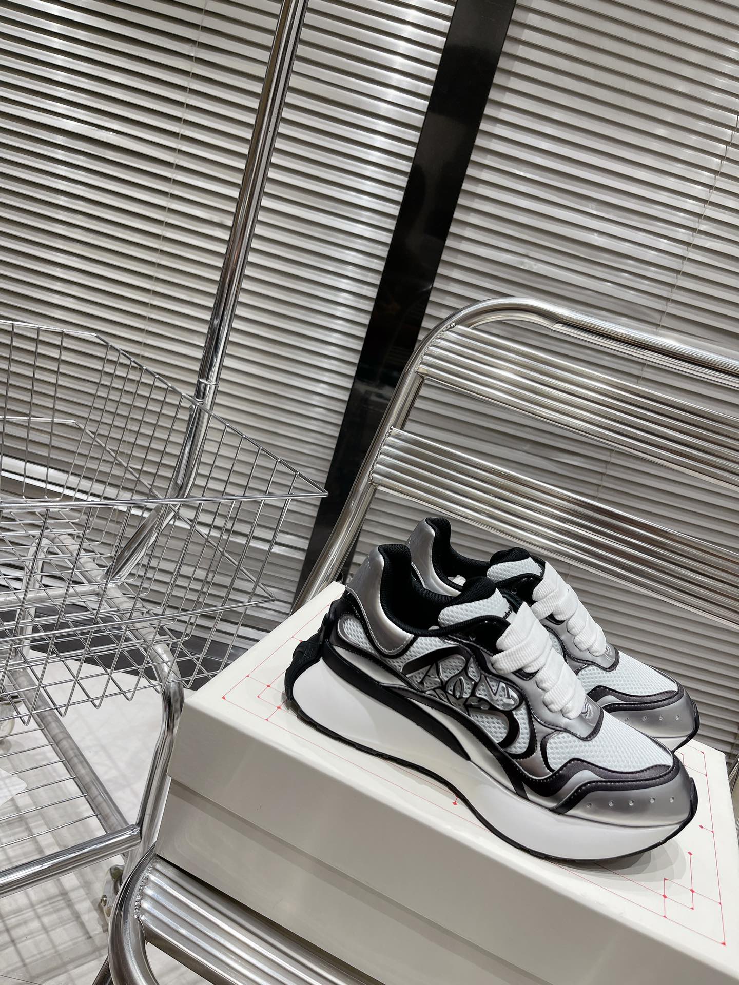 Alexander Mcqueen Dior Male Sneakers White M-l-s