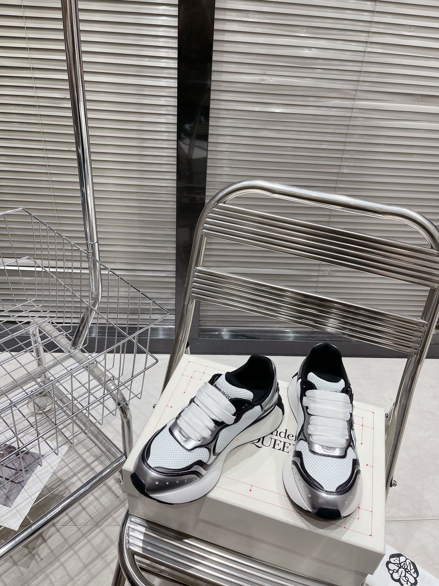 Alexander Mcqueen Dior Male Sneakers White M-l-s