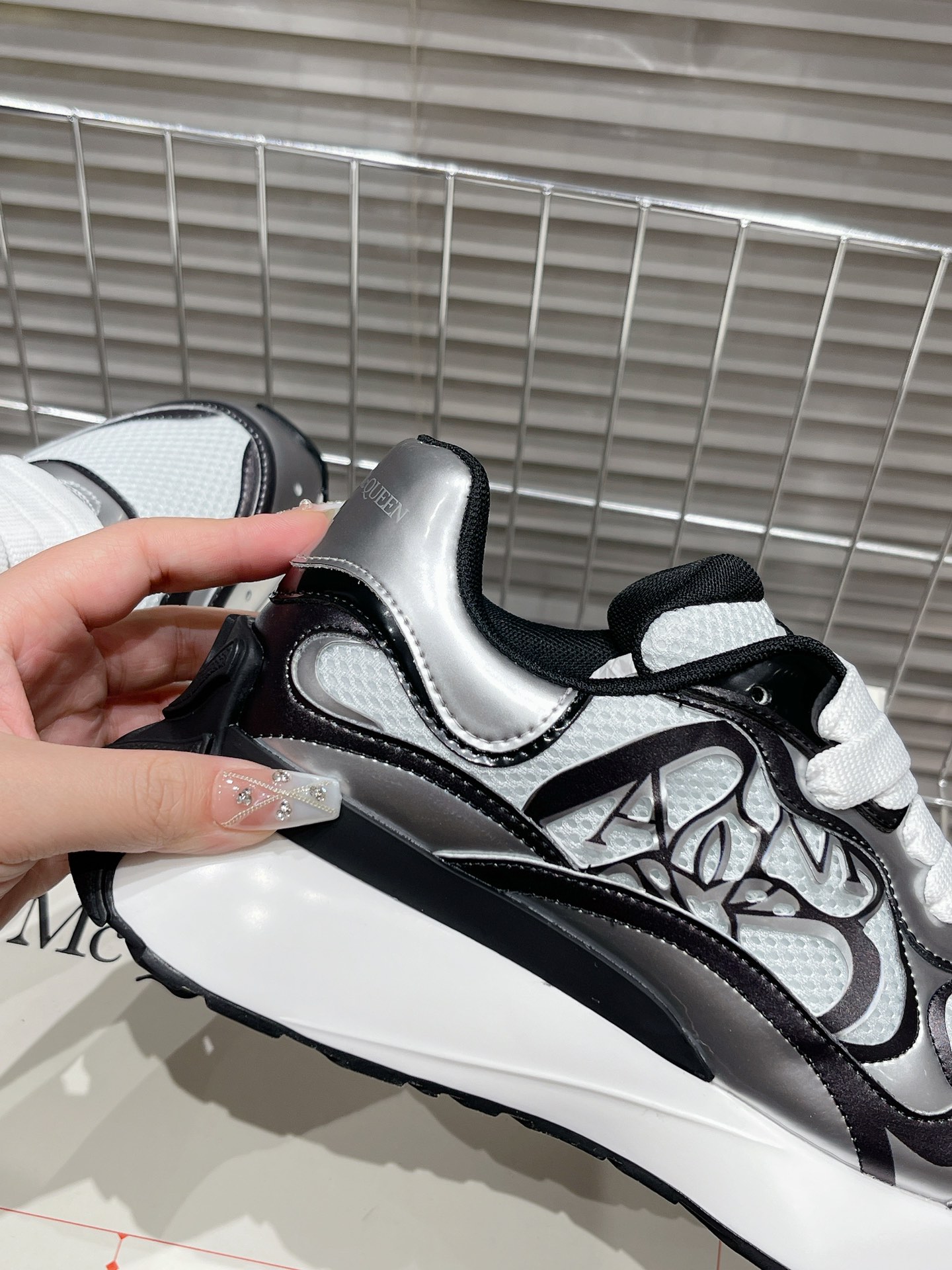 Alexander Mcqueen Dior Male Sneakers White M-l-s