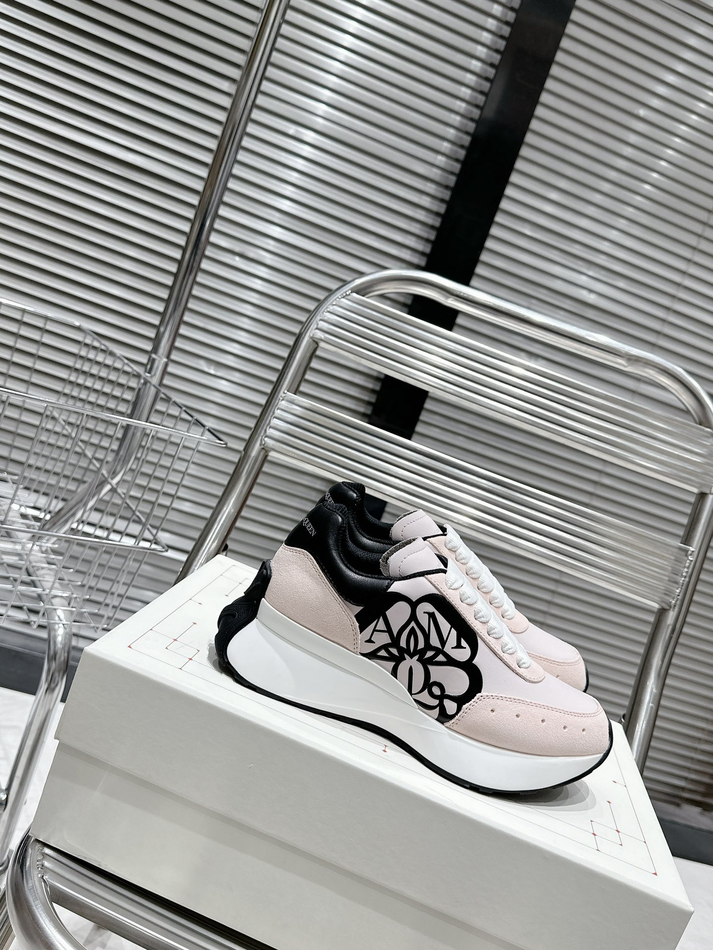 Alexander Mcqueen Dior Male Sneakers White M-l-s