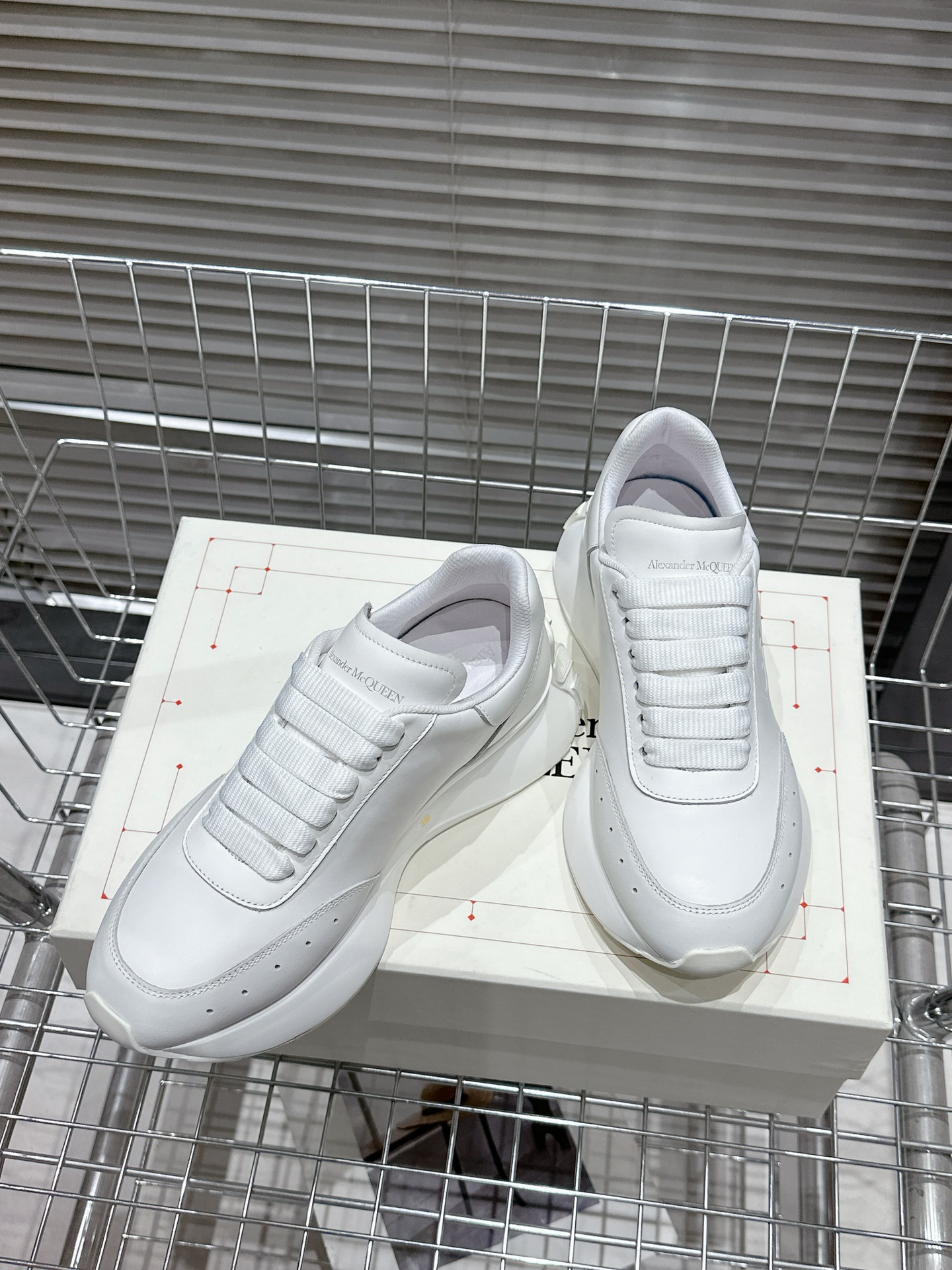 Alexander Mcqueen Dior Male Sneakers White M-l-s