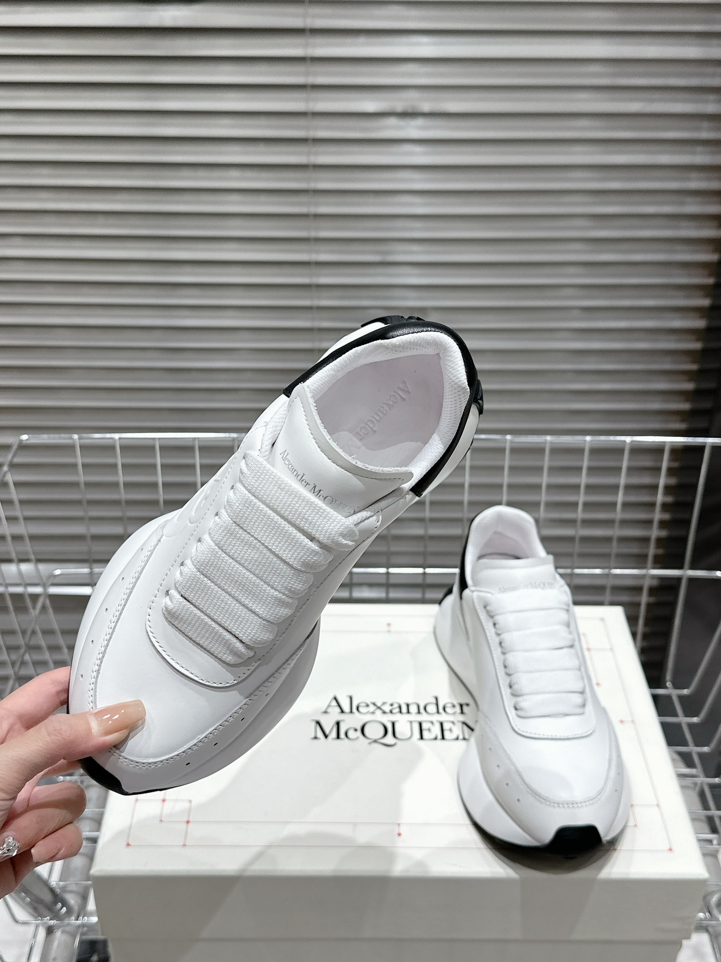 Alexander Mcqueen Dior Male Sneakers White M-l-s