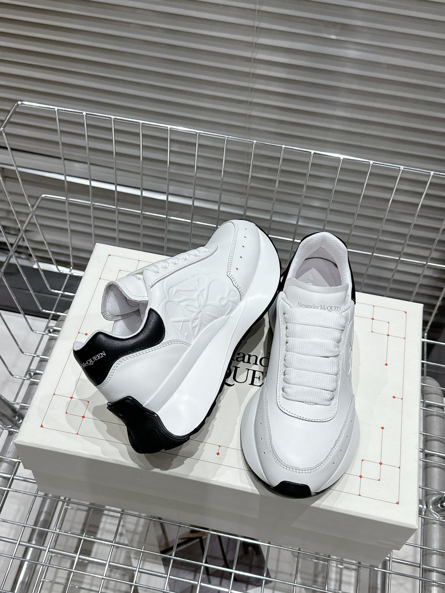 Alexander Mcqueen Dior Male Sneakers White M-l-s