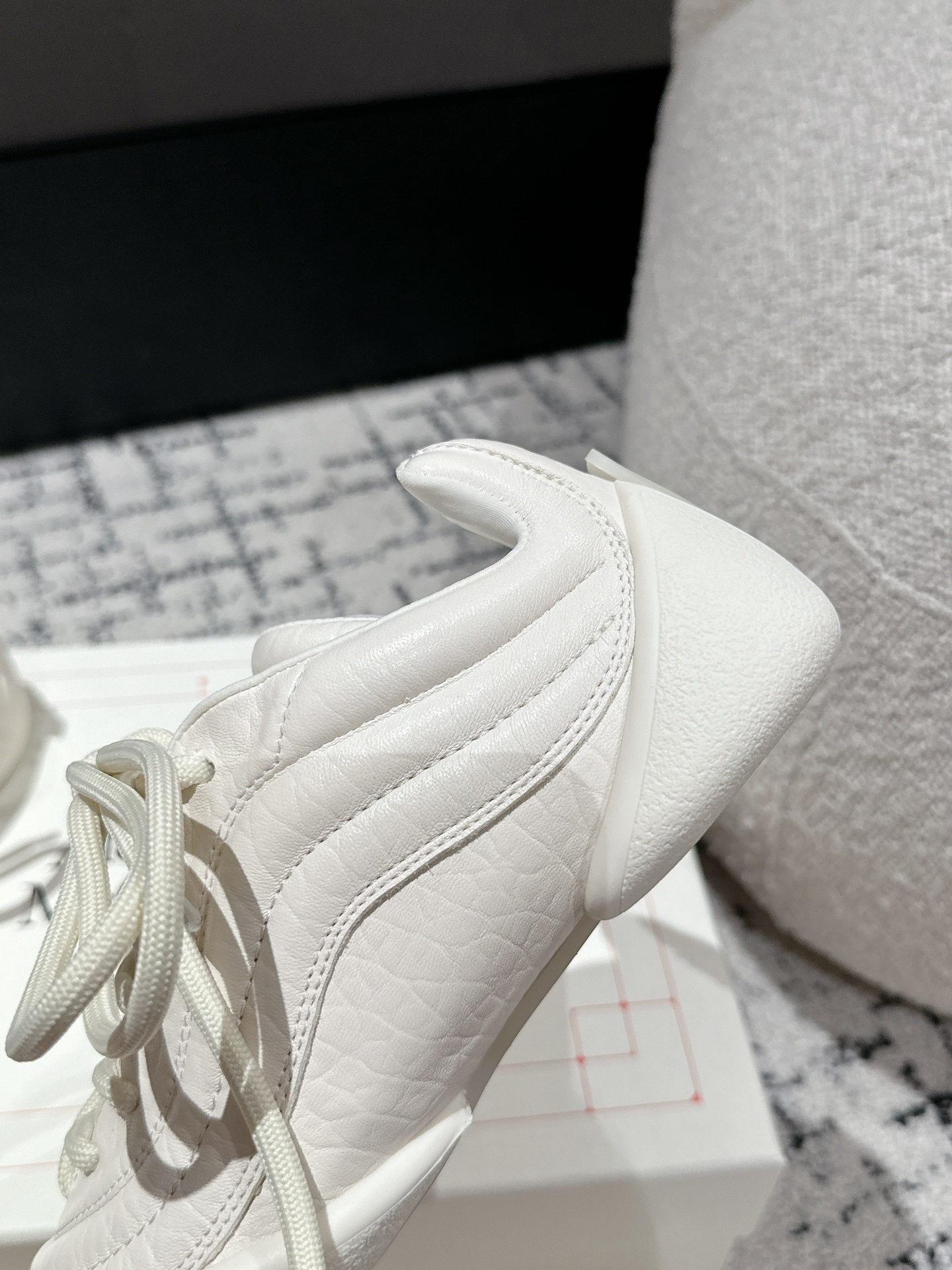 Alexander Mcqueen Female Sneakers Breathable M-l-s